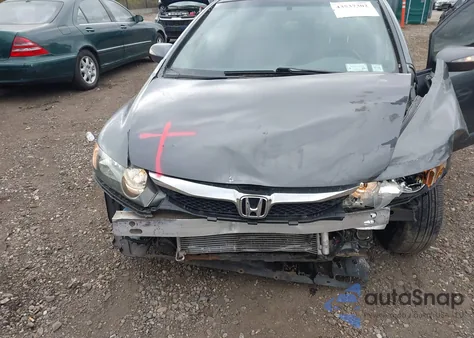 2010 Honda Civic Hybrid z USA, uszkodzony, nr VIN JHMFA3F2XAS003896
